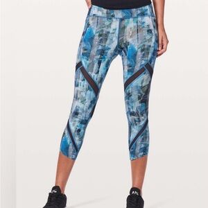 lululemon athletica On Pace Crop 21” Sun Dazed Multi Blue Leggings Size 4